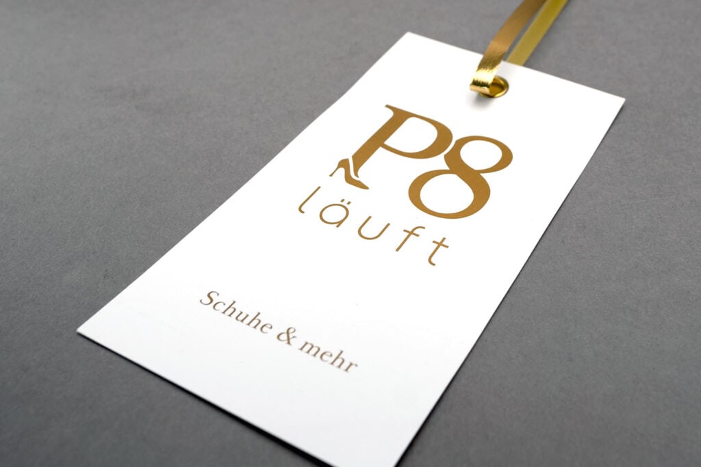 P8_Hangtag_VS P8 Hangtags, Sonderfarbe Gold, Vorderseite