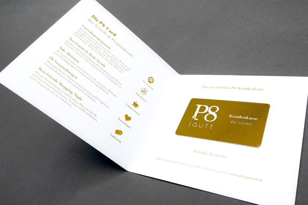 P8 Kundenkarte Innenseite P8 Kundenkarte, Sonderfarbe Gold, Ansicht Innen